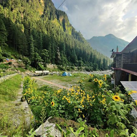 Flipsyde Retreat Hotel Kasol Exterior photo