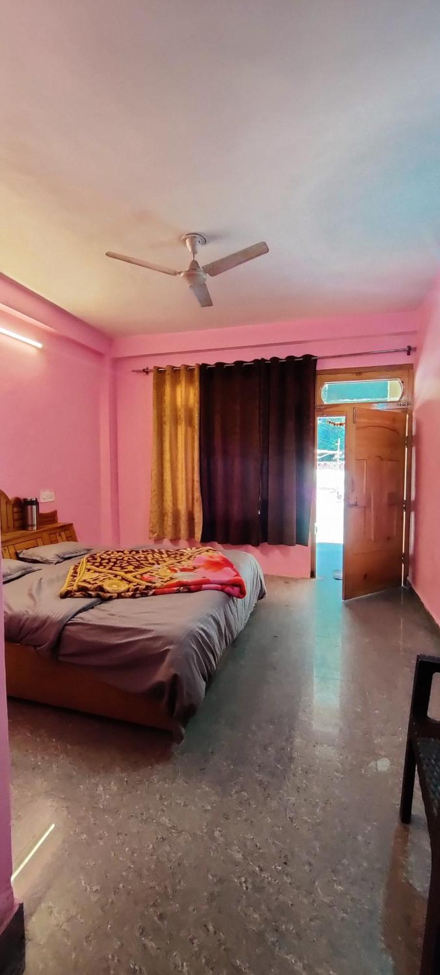 Flipsyde Retreat Hotel Kasol Exterior photo