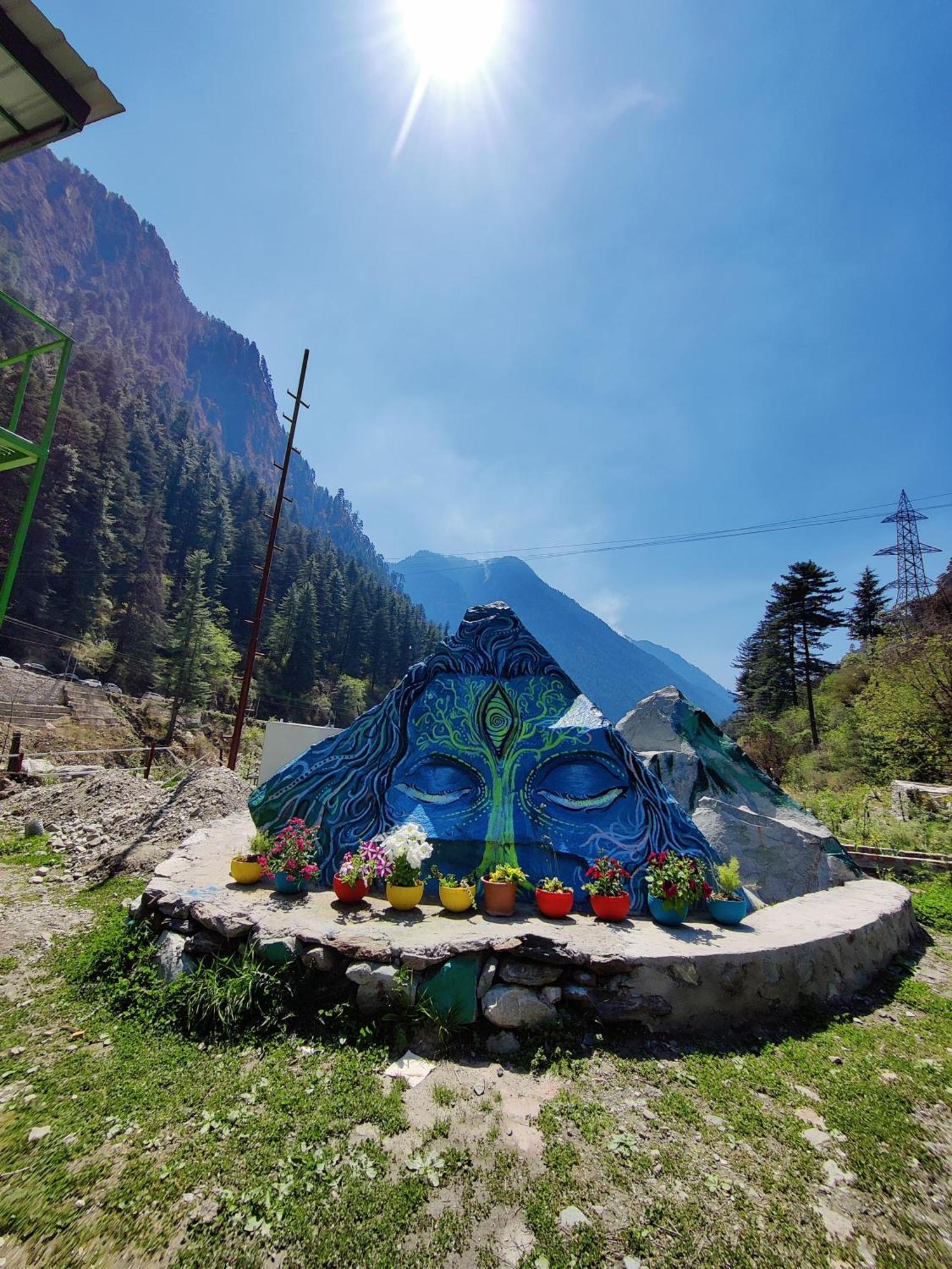 Flipsyde Retreat Hotel Kasol Exterior photo
